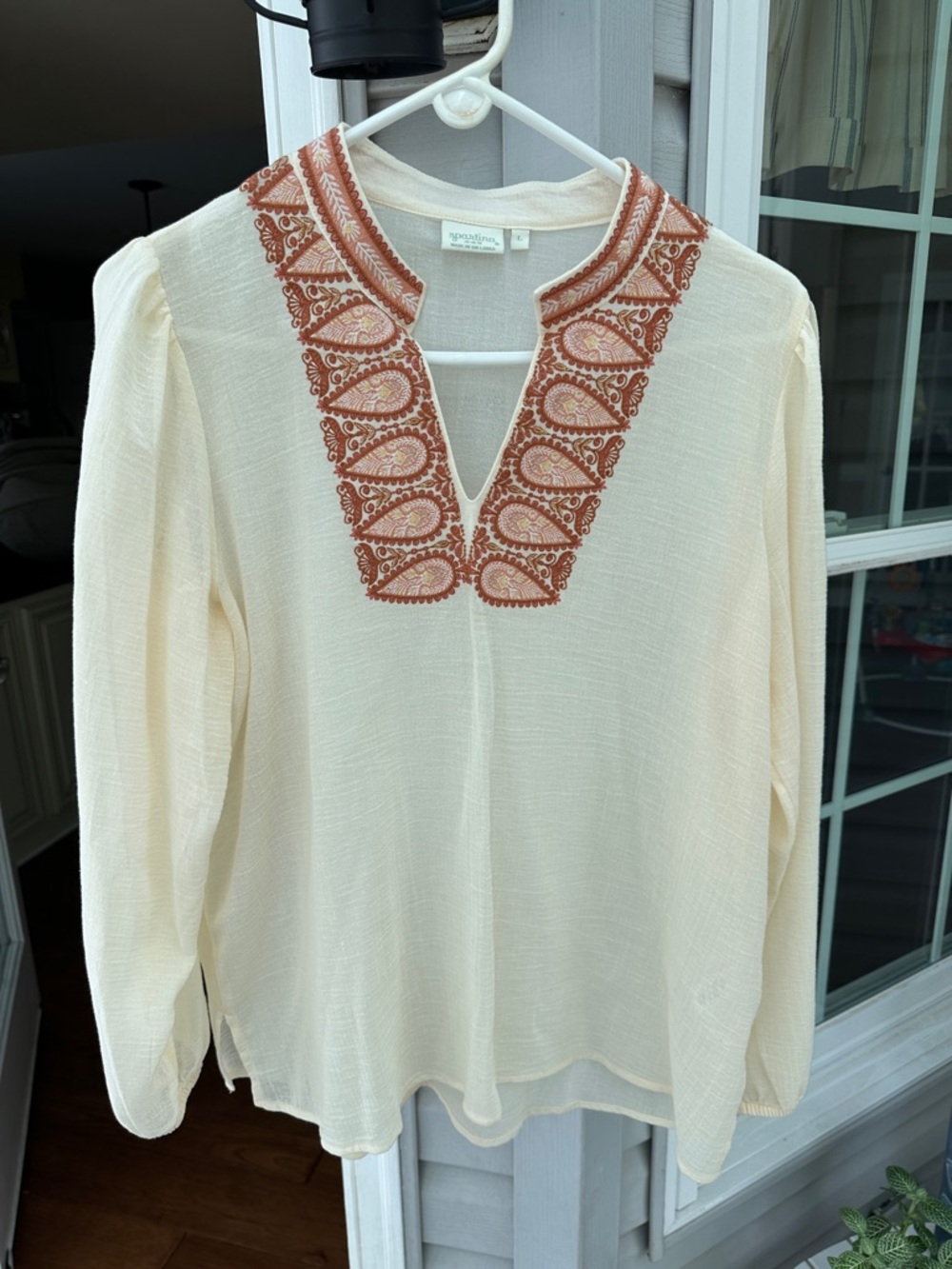 Spartina 449 Cream Tunic Top with Rust Embroidered V-Neck